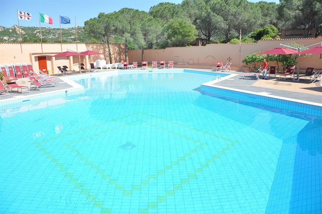 ホテル Club Esse Cala Bitta バージャ・サルディニア エクステリア 写真